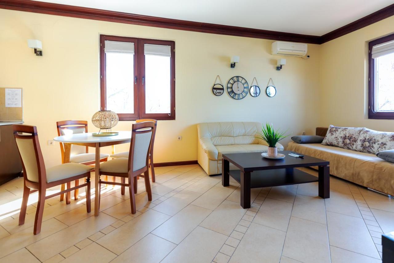 Guest House Slavyanka Sozopol Exterior photo